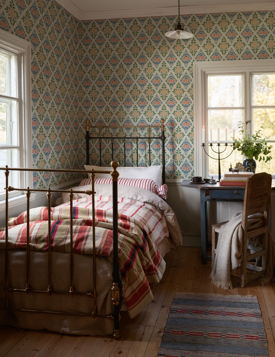 Wit Bloemen - DU18-0038 - Image2 - Gammalsvenska Papper - 038-18