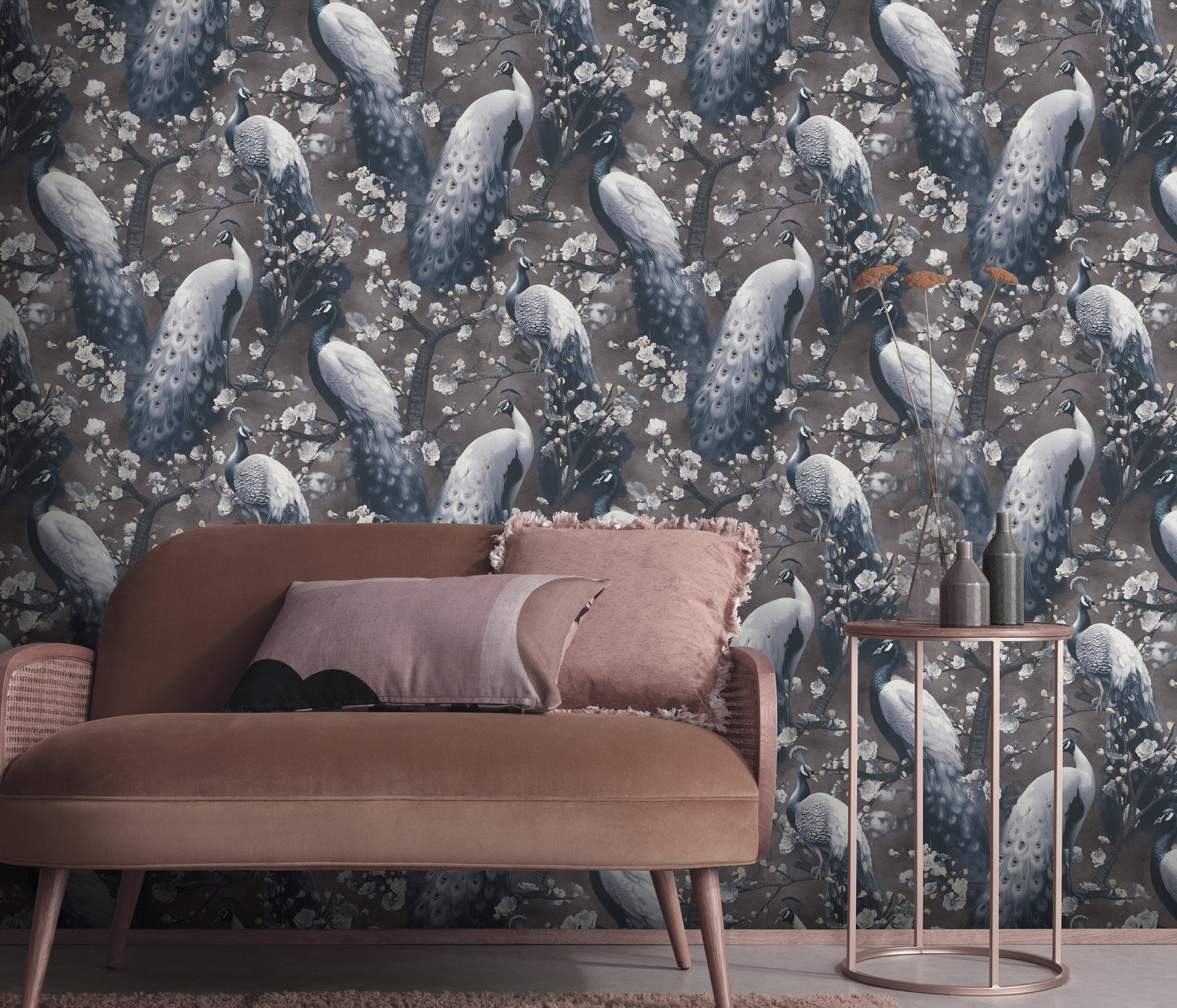 bruin Hotel Chique - ER15-0414 - Image3 - Play of Light - 1041415