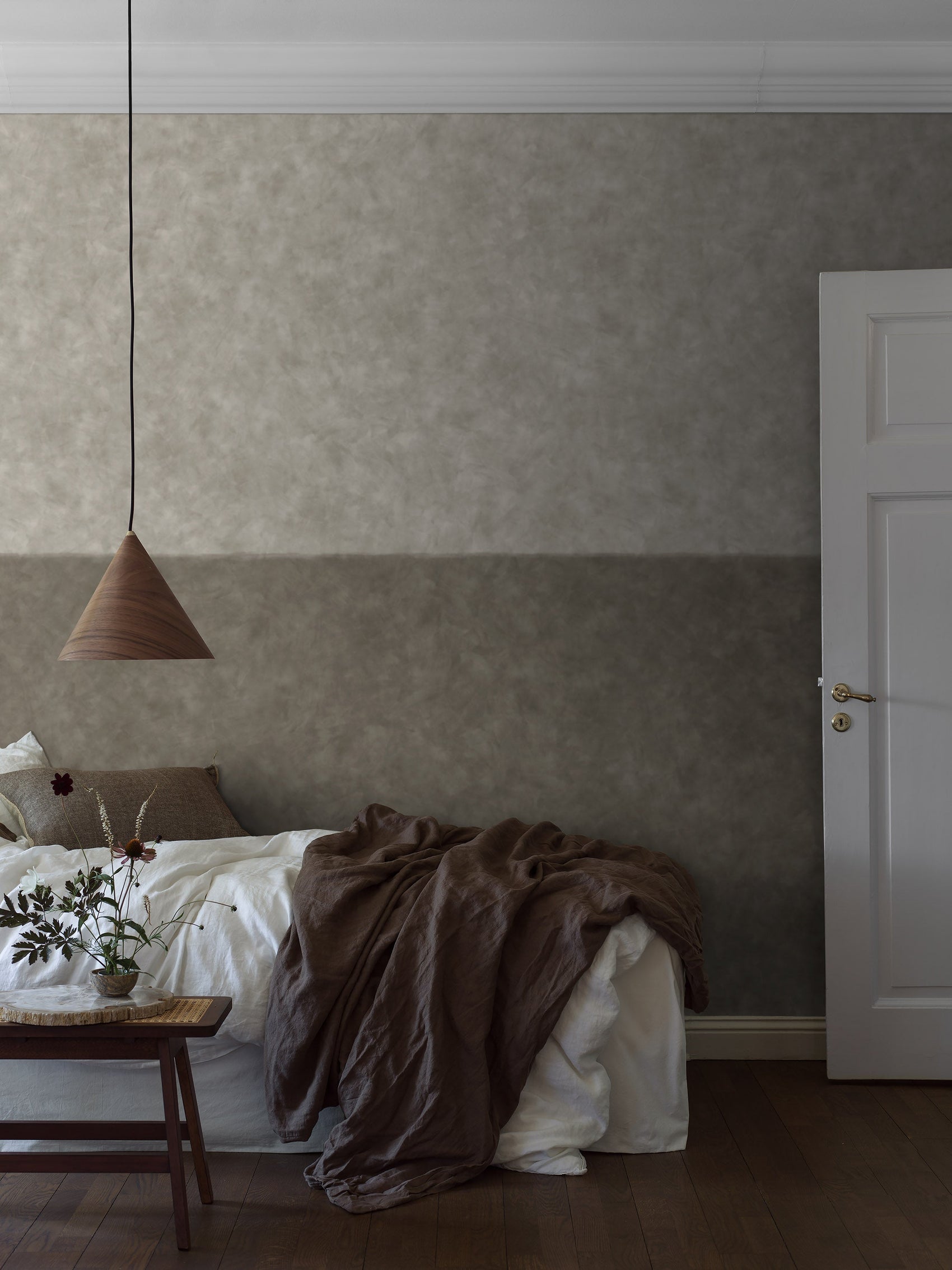 Taupe Hotel Chique - BS90-0150 - Image2 - Chalk - 5090