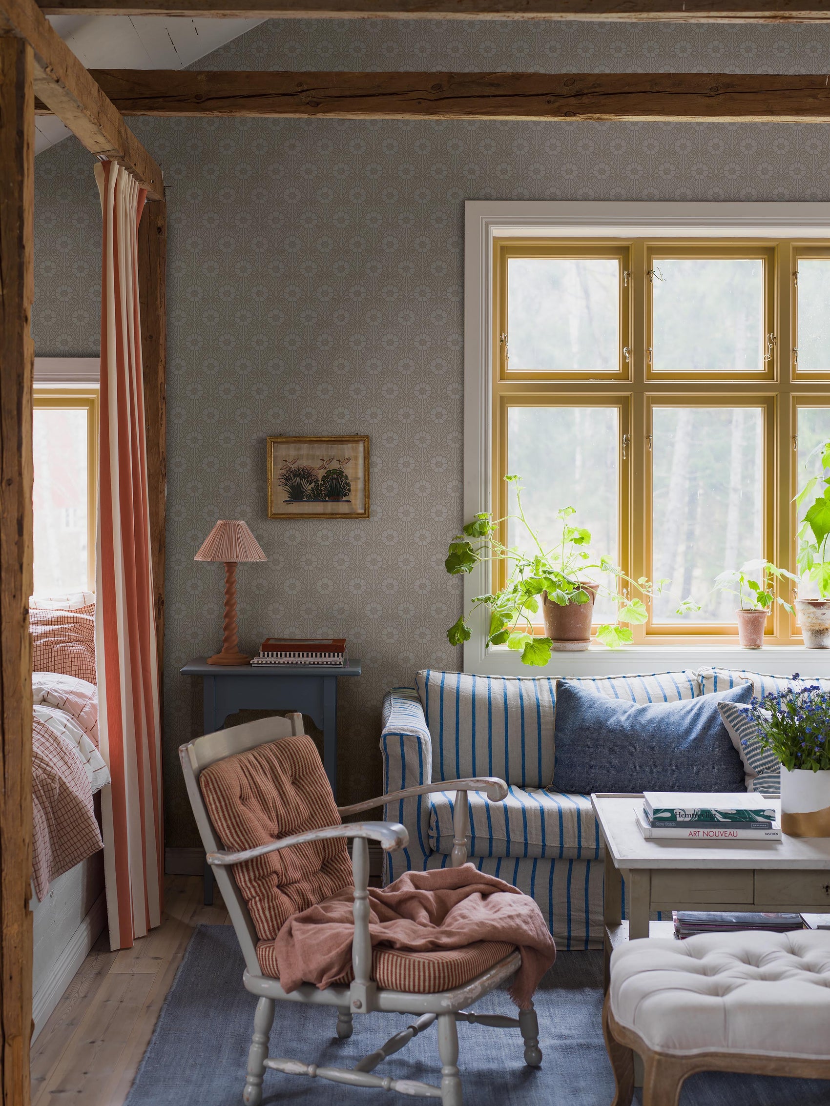 Bruin Bloemen - BS14-0158 - Image2 - Nordic Folks - 5814