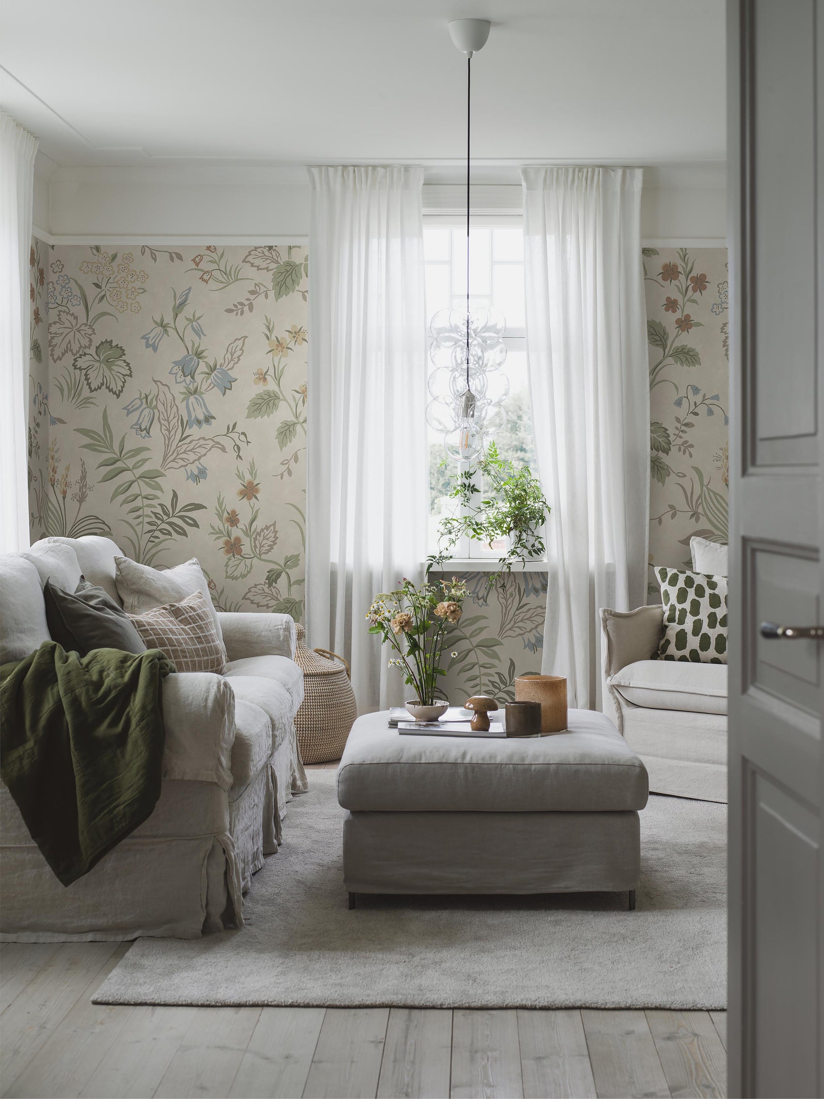 Folklore Grand Beige BS9W-2973